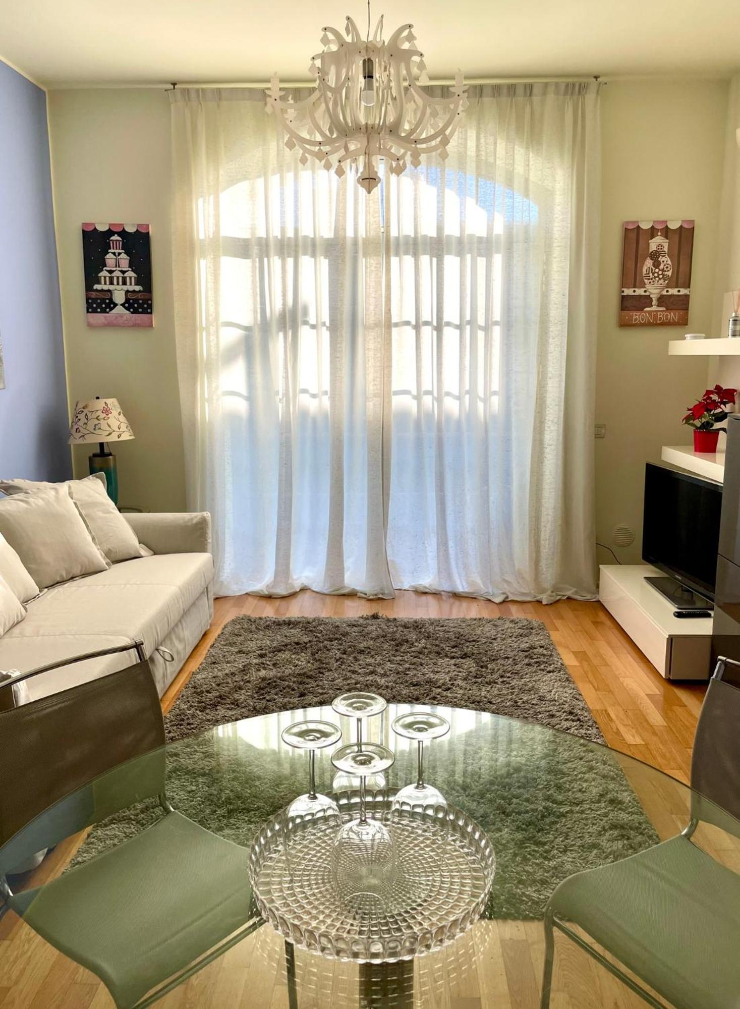 Luxury Four-Room Apartment In Monza Centro - 2 Min Walk To Train Station Экстерьер фото
